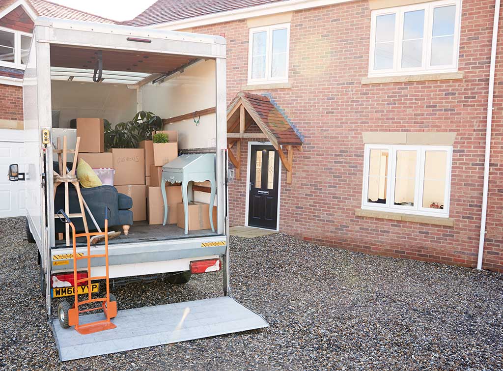 Home 8 House removal images 2